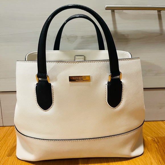 Madison Small Satchel | Kate Spade Outlet Kate Spade Clock Block Satchel (Never Used)